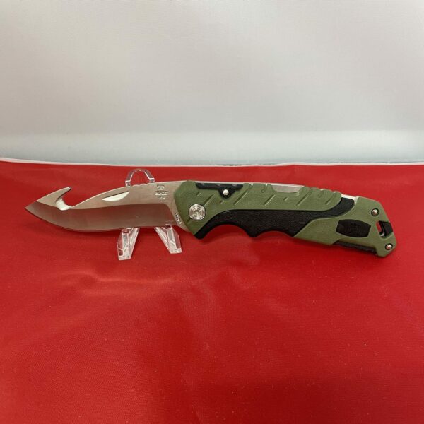 Pursuit Large Black/Green Molded Handle Guthook Nail Notch