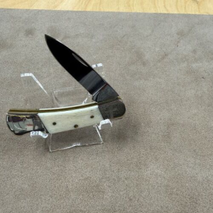 W26199 Smooth Natural Bone Cross Bolster Lockback 61225L SS